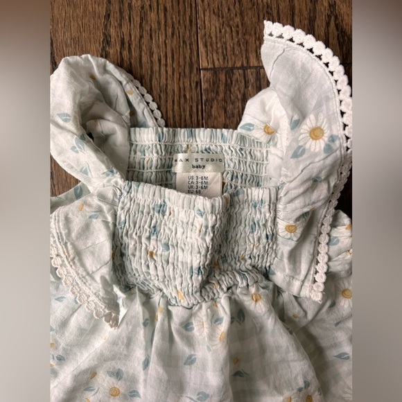 Two set bundle 3-6 months baby gap max studio shirt top and shorts EUC - Picture 3 of 6